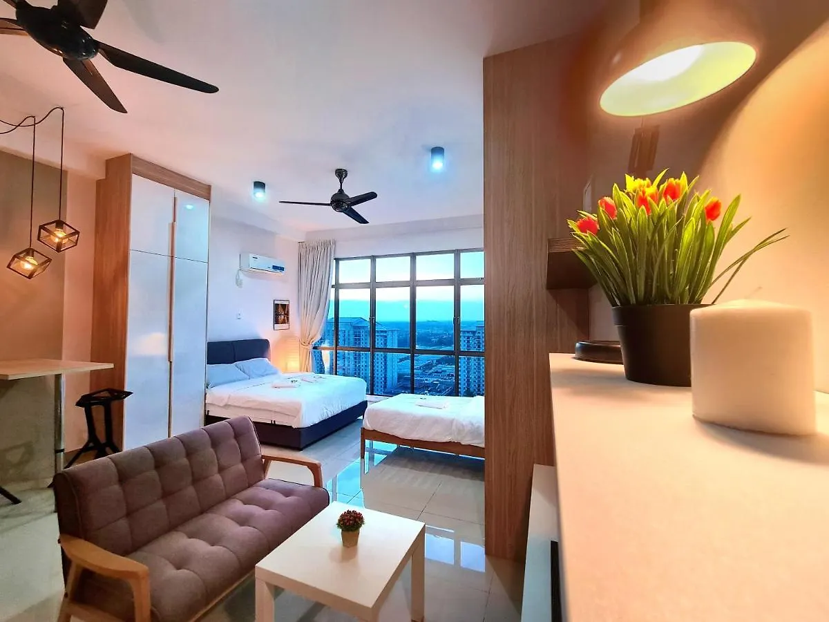 Small Family 3 Pax Studio High Floor Palazio Apartment Taman Mount Austin By Gdragon Homestay Джохор-Бару