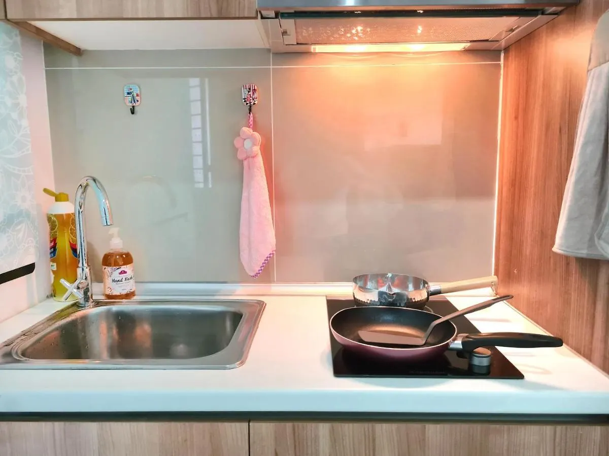 Small Family 3 Pax Studio High Floor Palazio Apartment Taman Mount Austin By Gdragon Homestay Джохор-Бару